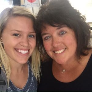 Meet your Posher, Lori